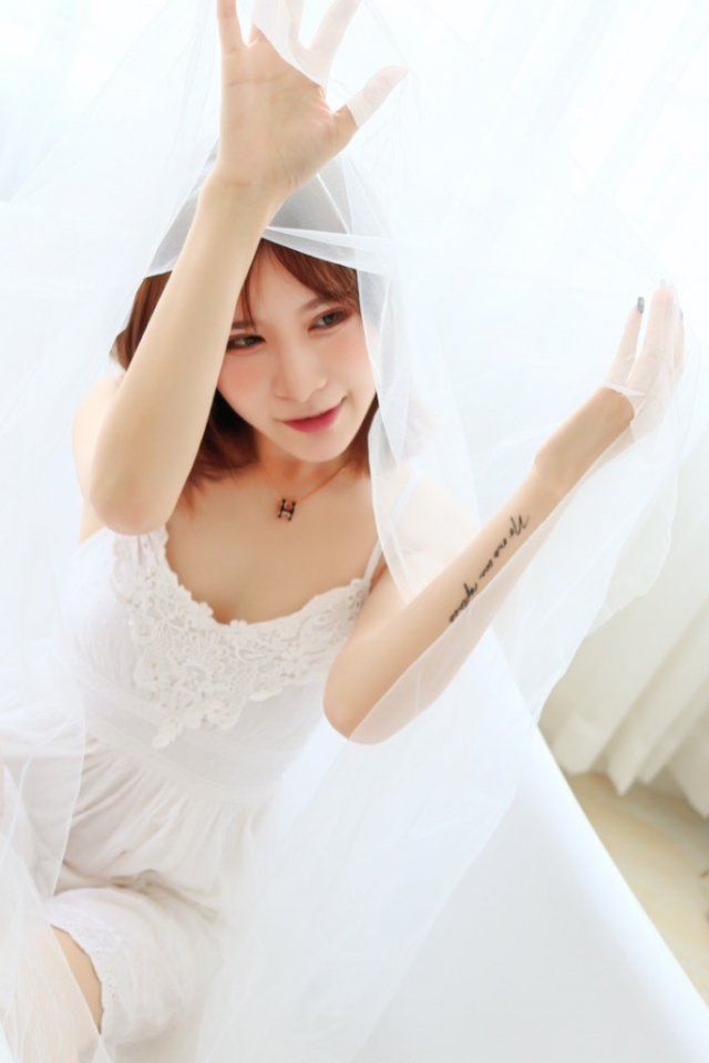 清純小新娘絕美婚紗照,得想個辦法娶回家